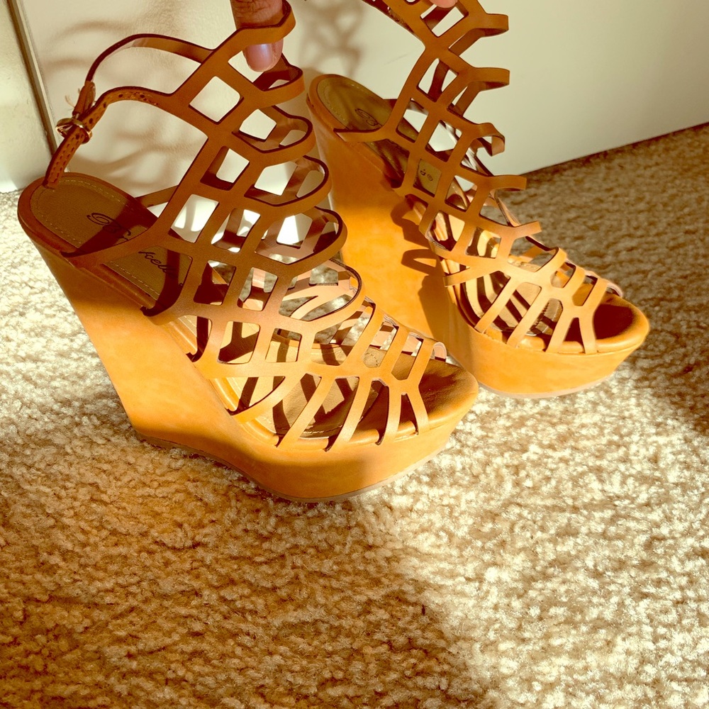 Tan strappy wedge